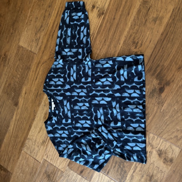 Chico's Size 2 Navy Blue Half Moon Pattern Cotton Casual Top Women's Size L - Picture 6 of 11